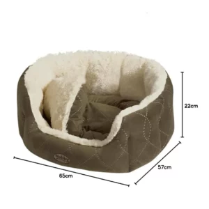 Das Nobby CENO Komfort-Hundebett oval ist ein Plüsch-Hundebett in Braun und Creme mit hohen Seitenwänden, weichem Futter und den Maßen 65x57x22cm für kuscheligen Komfort.