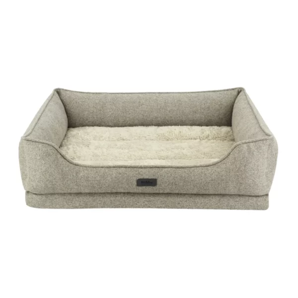 Das Nobby Orthopädisches Hundebett CALBU ist ein rechteckiges Hundebett mit hellgrauem Stoff, erhöhten Seiten und einer weichen, cremefarbenen Liegefläche, dargestellt von vorne auf weißem Hintergrund.